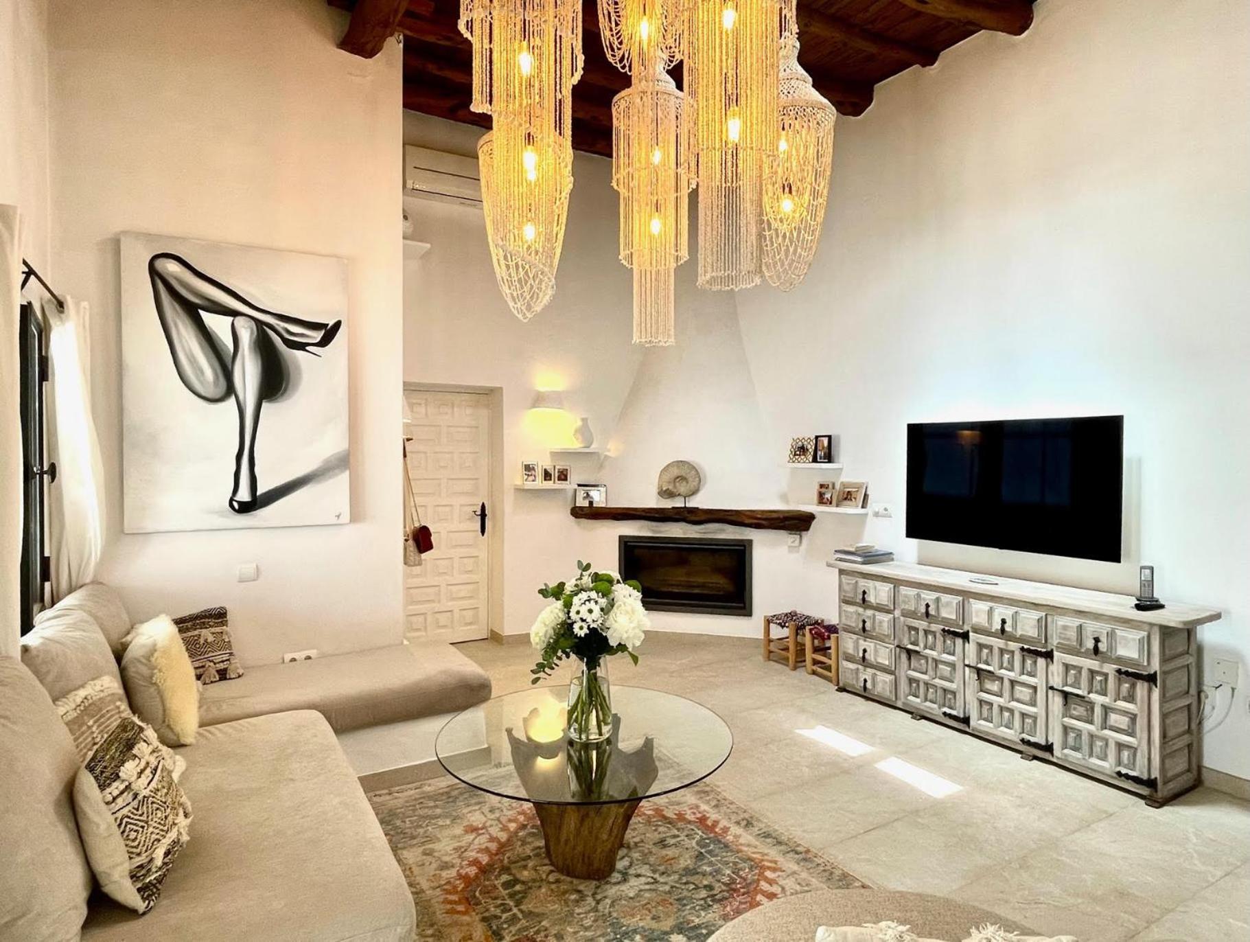 Ipunga Ibiza - Adults Only Villa Cala Llonga  Exterior photo